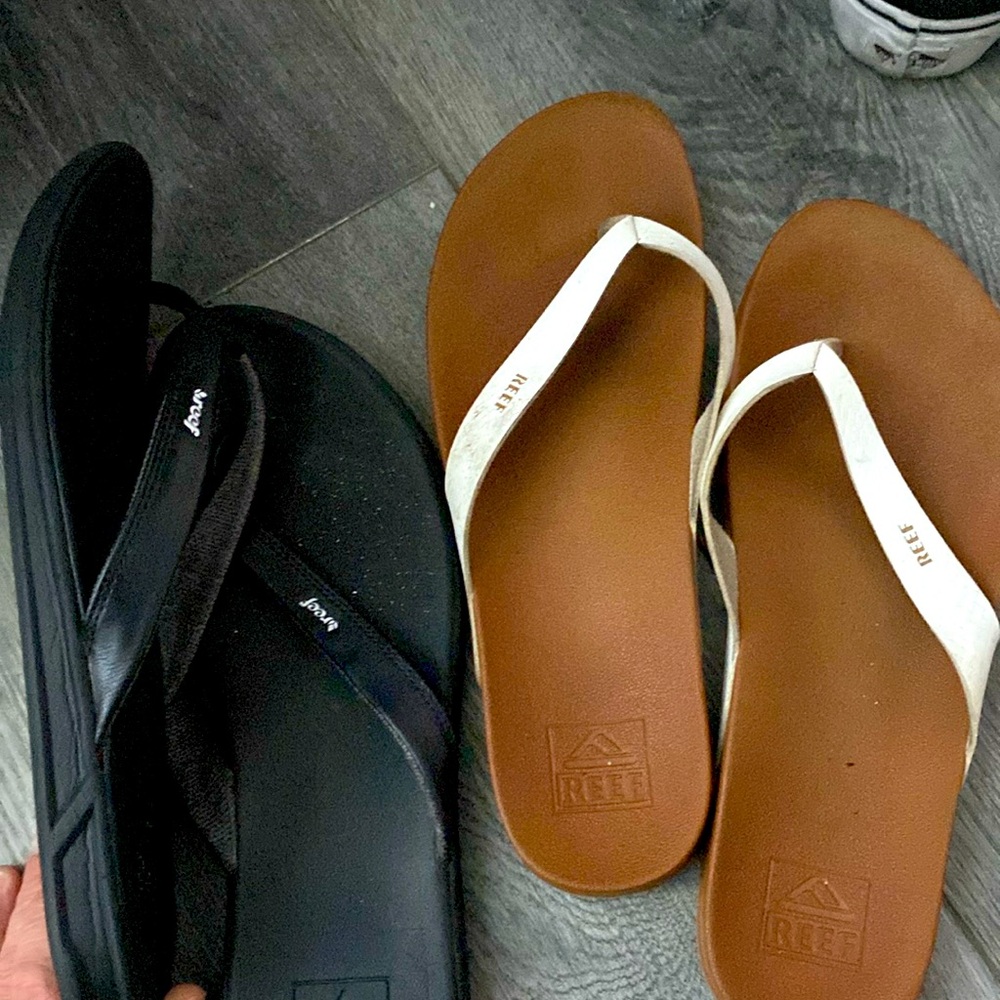 Set of reef flip flops